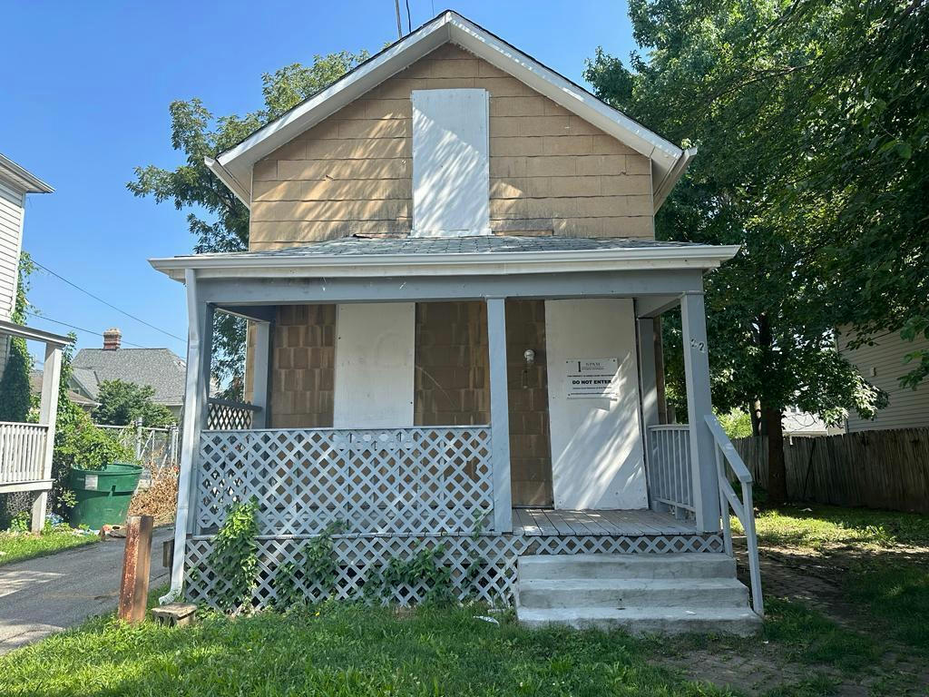 22 E INNIS AVE, COLUMBUS, OH 43207, photo 1 of 14