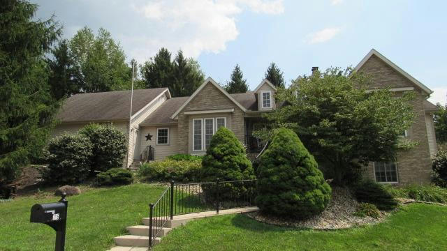 1716 WHISPERING PINES LN, BELLEFONTAINE, OH 43311 - Image 1