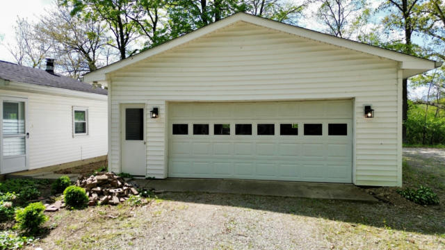 2430 CHEROKEE DR, LONDON, OH 43140, photo 4 of 45